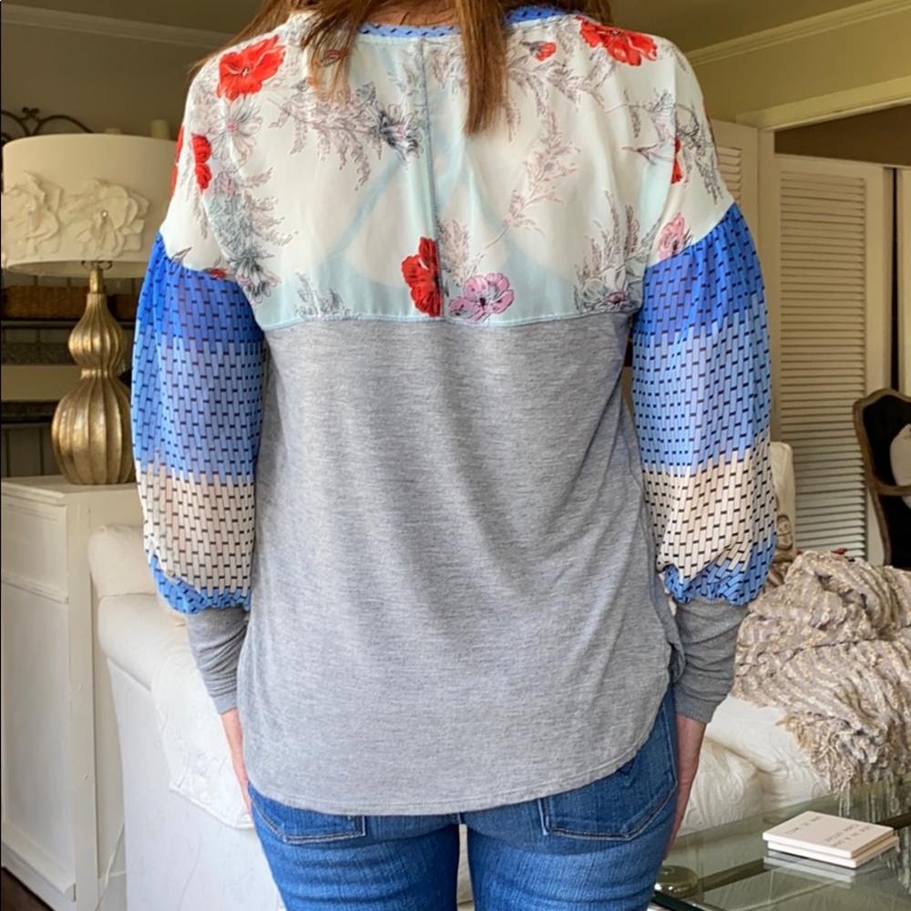 🌸adorable Anthropologie top